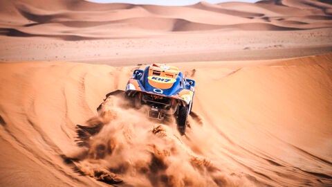 Brillante arranque de Laia Sanz y del astara Team