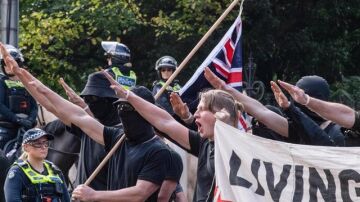 Manifestación neonazi en Australia