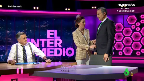 La 'señora bien' alucina con el físico de 'Ortega Smith': "Este brazo no es de gimnasio, es de levantar España" La 'señora bien' alucina con el físico de 'Ortega Smith': "Este brazo no es de gimnasio, es de levantar España"