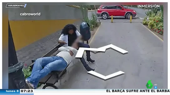 Un hombre descubre que su mujer le es infiel gracias a Google Maps: "Estaba buscando cómo aparcar" Un hombre descubre que su mujer le es infiel gracias a Google Maps: "Estaba buscando cómo aparcar"