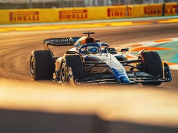 Williams firma un futuro prometedor de la mano de los motores Mercedes Williams firma un futuro prometedor de la mano de los motores Mercedes