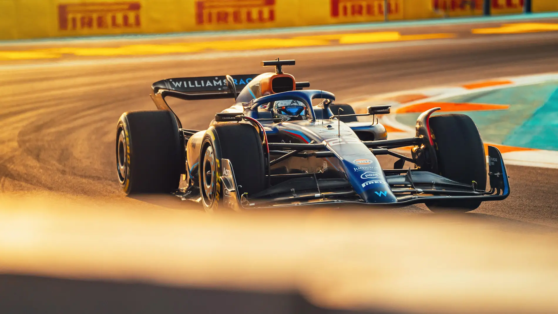 Williams firma un futuro prometedor de la mano de los motores Mercedes