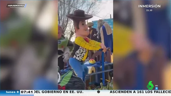 De los Simpson trasnochados al koala desnucado, pasando por Baltasar torero: los personajazos de las Cabalgatas de Reyes 2024 De los Simpson trasnochados al koala desnucado, pasando por Baltasar torero: los personajazos de las Cabalgatas de Reyes 2024