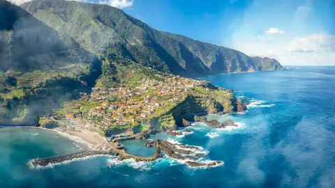 Pueblo de Seixal de la costa norte, Madeira Pueblo de Seixal de la costa norte, Madeira