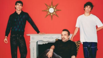 Javier Calvo, Nacho Gabilondo y Javier Ambrossi están al frente del nuevo proyecto de Netflix 'Superestar'.