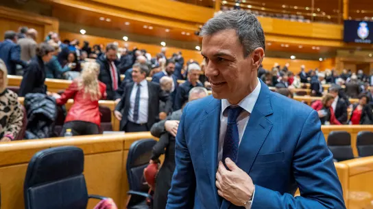 Sánchez pide al PP que deje su "oposición destructiva" contraria a la mayoría social Sánchez pide al PP que deje su "oposición destructiva" contraria a la mayoría social