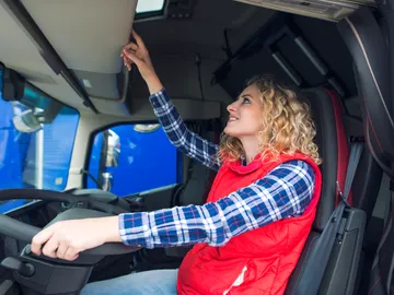 Las dudas que tienen los transportistas con el nuevo tacógrafo digital de segunda generación Las dudas que tienen los transportistas con el nuevo tacógrafo digital de segunda generación