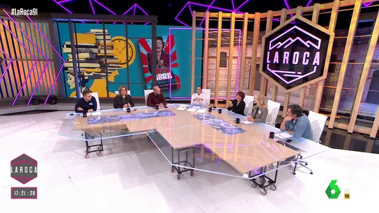 El 'pique' entre Carmen Lomana y Pilar Vidal: "Para los 80 o 90 años que tiene, está fenomenal" El 'pique' entre Carmen Lomana y Pilar Vidal: "Para los 80 o 90 años que tiene, está fenomenal"