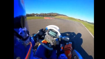 Fernando Alonso, a lomos de un kart