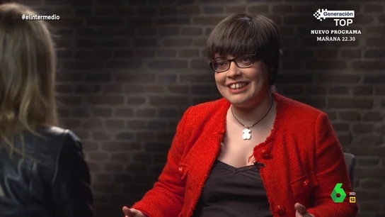 Claudia Tecglen: "No existen las personas disminuidas, sino las personas a las que se nos han disminuido las oportunidades" "El mayor miedo de los padres con hijos con discapacidad es qué va a ser de ellos en el futuro, porque no hemos llegado a una sociedad igualitaria", afirma Claudia Tecglen, persona con discapacidad, psicóloga y emprendedora a Andrea Ropero.