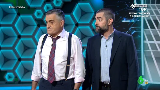 Dani Mateo afirma que 'pasa' de clonarse: "Ya me han clonado en laSexta y salgo en dos programas, ¿qué más voy a hacer?" Dani Mateo afirma que 'pasa' de clonarse: "Ya me han clonado en laSexta y salgo en dos programas, ¿qué más voy a hacer?"