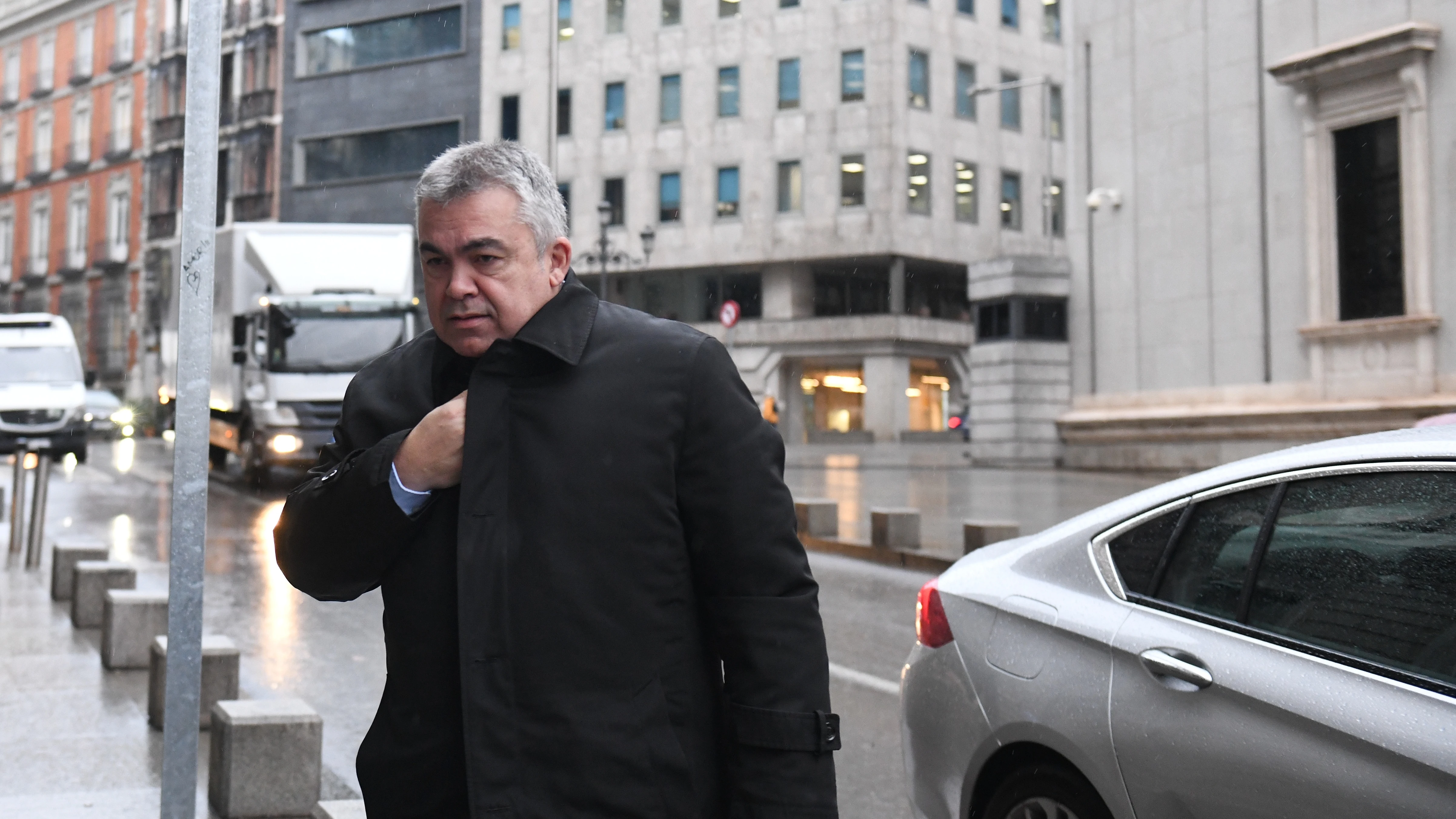 Santos Cerdán y Turull muestran "normalidad" en su reunión