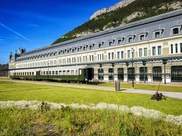 La estación internacional de Canfranc, ubicada en Canfranc La estación internacional de Canfranc, ubicada en Canfranc
