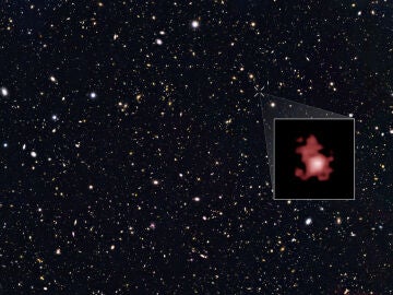 El James Webb halla el agujero negro más antiguo que se ha visto nunca: tan grande que parece imposible