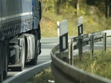 La Unión Europea acuerda la reducción de las emisiones de autobuses y camiones en un 90% La Unión Europea acuerda la reducción de las emisiones de autobuses y camiones en un 90%