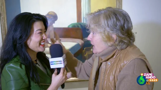 "Mandarina soy yo": la reacción de Jiaping cuando una señora describe un color que aparece en una obra de Hopper "Mandarina soy yo": la reacción de Jiaping cuando una señora describe un color que aparece en una obra de Hopper