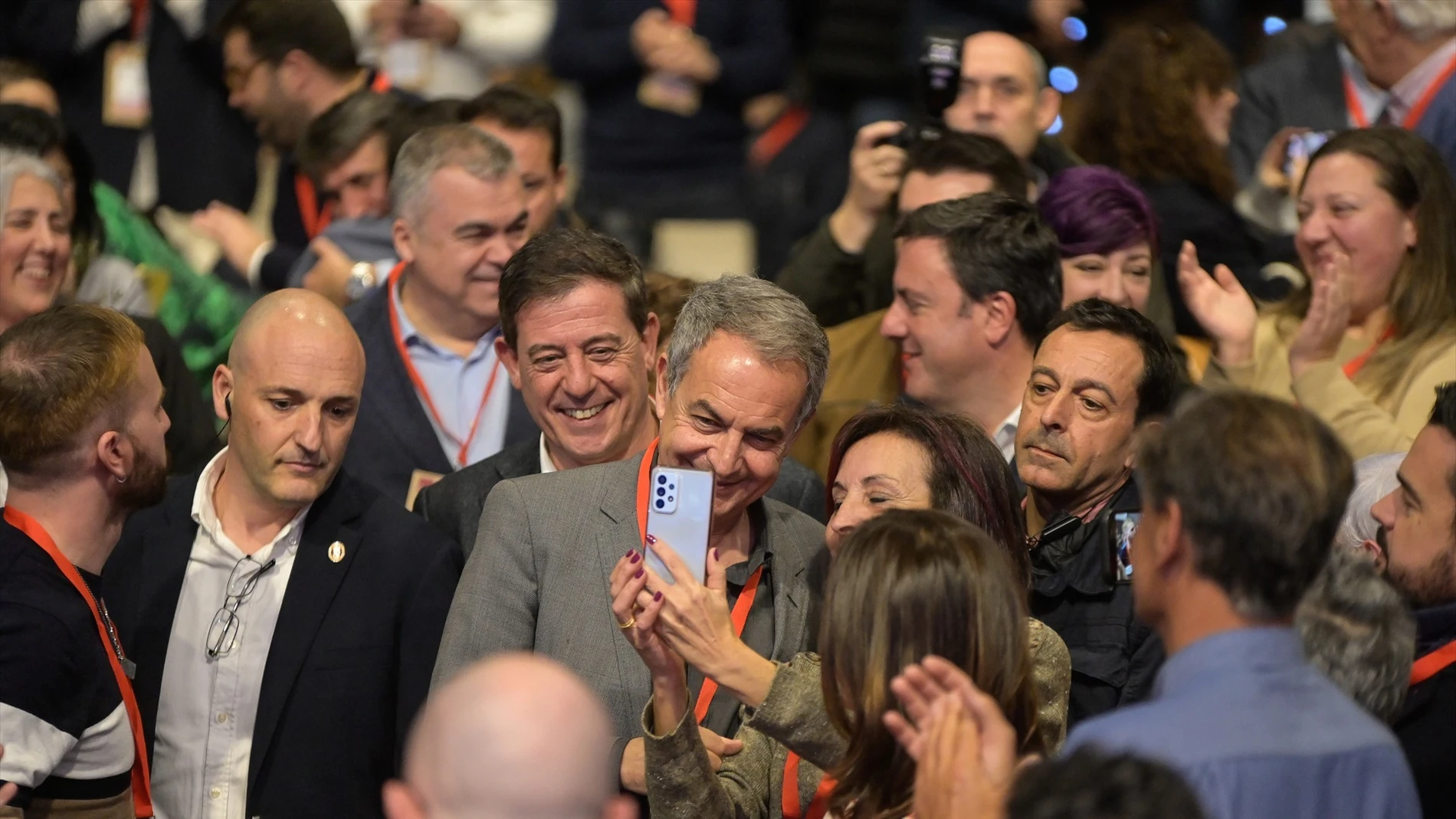 El expresidente del Gobierno José Luis Rodríguez Zapatero, a su llegada a la primera jornada de la Convención Política del PSOE 