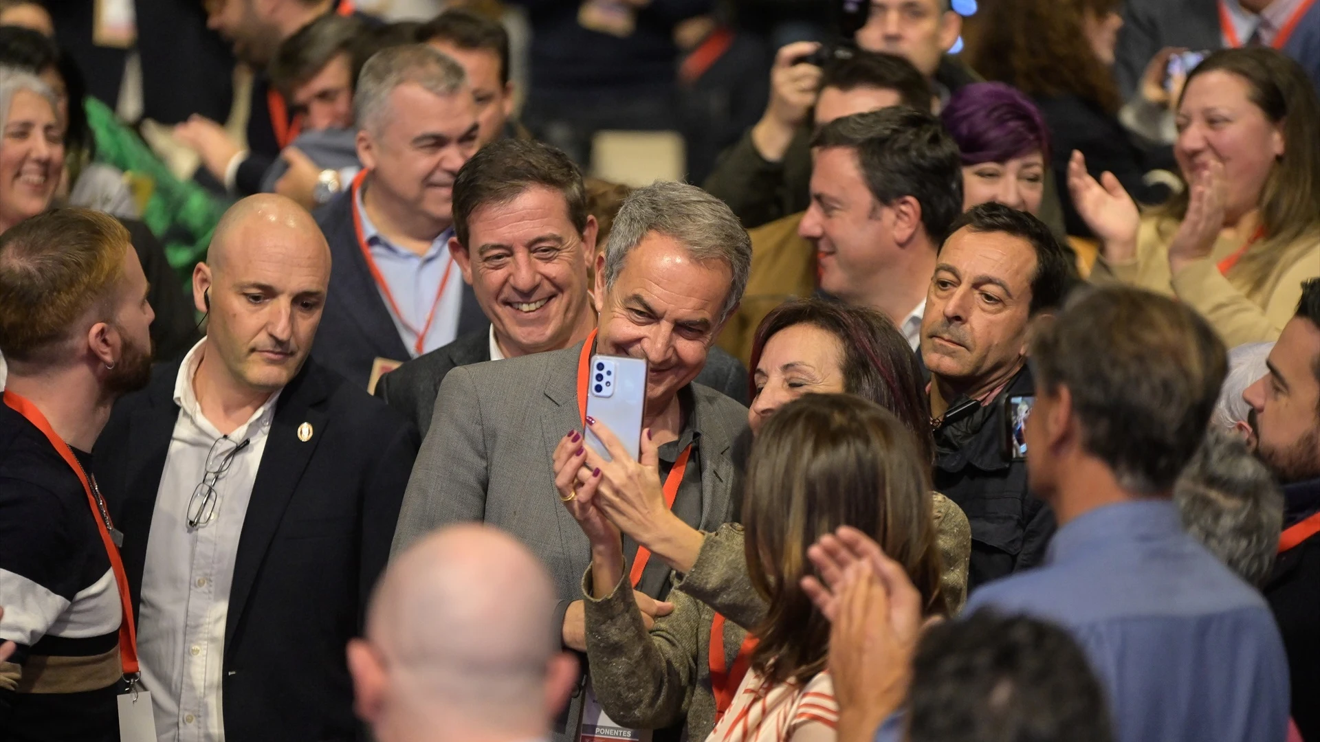 El expresidente del Gobierno José Luis Rodríguez Zapatero, a su llegada a la primera jornada de la Convención Política del PSOE 