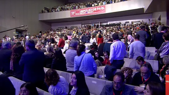 El acto del PSOE, detenido por una emergencia médica El acto del PSOE, detenido por una emergencia médica