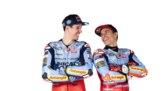 Alex Márquez, con su hermano Marc Alex Márquez, con su hermano Marc