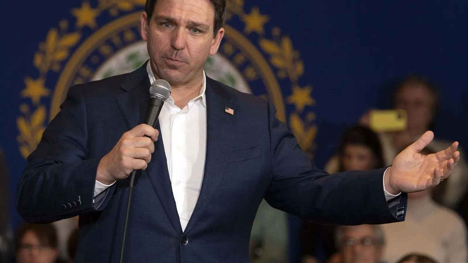 Ron DeSantis abandona la carrera por la nominación republicana a la Casa Blanca