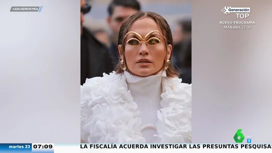 Angie Cárdenas, sobre Jennifer Lopez en la Semana de la Alta Costura de París: "Han hecho churros y le han mojado el pelo" Angie Cárdenas, sobre Jennifer Lopez en la Semana de la Alta Costura de París: "Han hecho churros y le han mojado el pelo"