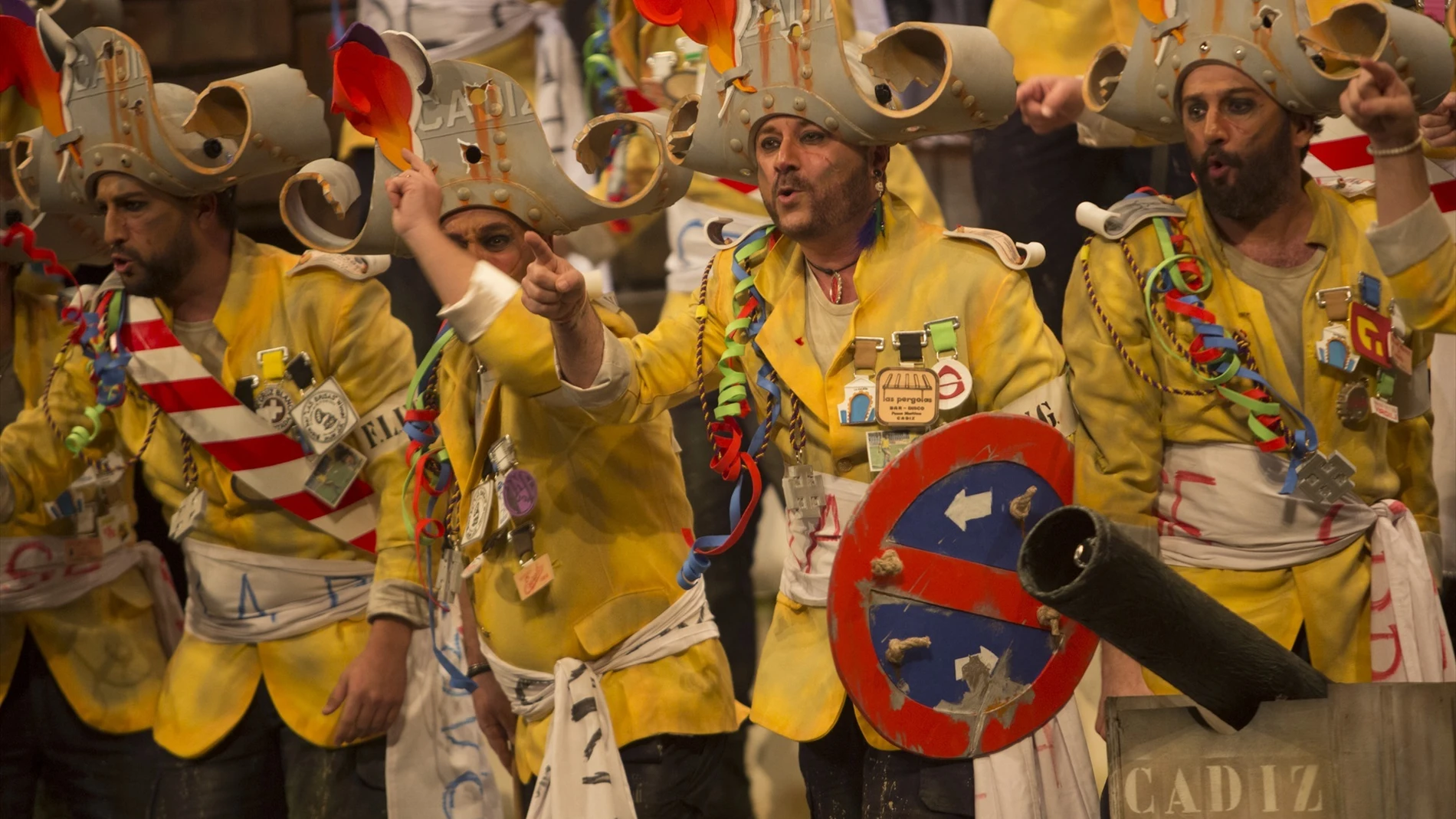 Final del Concurso Oficial de Agrupaciones Carnavalescas (COAC) 2019 en el Gran Teatro Falla. El coro de Jorge Pardo, &quot;El Batallitas&quot;.