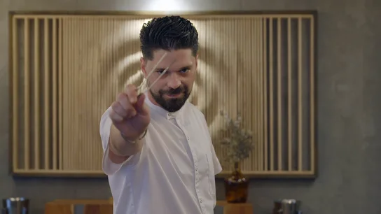 Batalla de Restaurantes pone a prueba la "cocina de la abuela" de Luis Callealta, jefe de cocina de Ciclo Batalla de Restaurantes pone a prueba la "cocina de la abuela" de Luis Callealta, jefe de cocina de Ciclo
