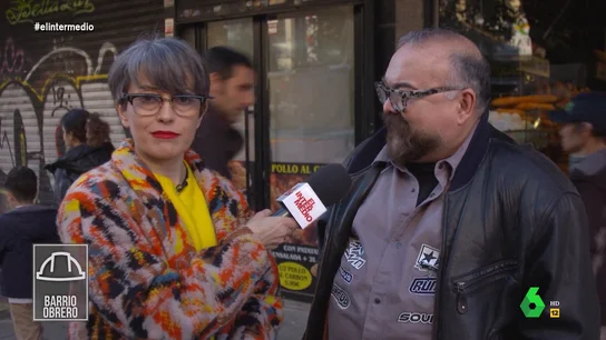 La cómica respuesta de un hombre de barrio obrero cuando Thais Villas le pregunta si ha esquiado alguna vez La cómica respuesta de un hombre de barrio obrero cuando Thais Villas le pregunta si ha esquiado alguna vez