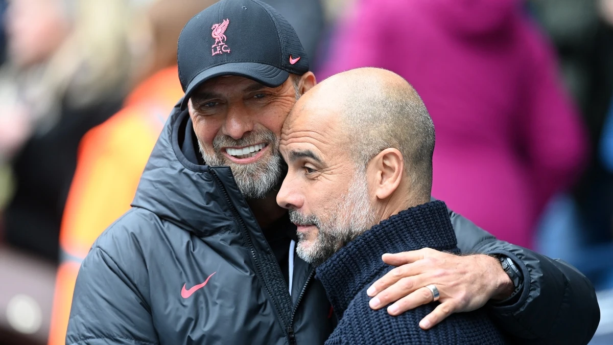 Guardiola, junto a Jurgen Klopp