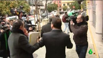 Caso Marta del Castillo: así fue la agresión al abogado del hermano de Miguel Carcaño en los juzgados