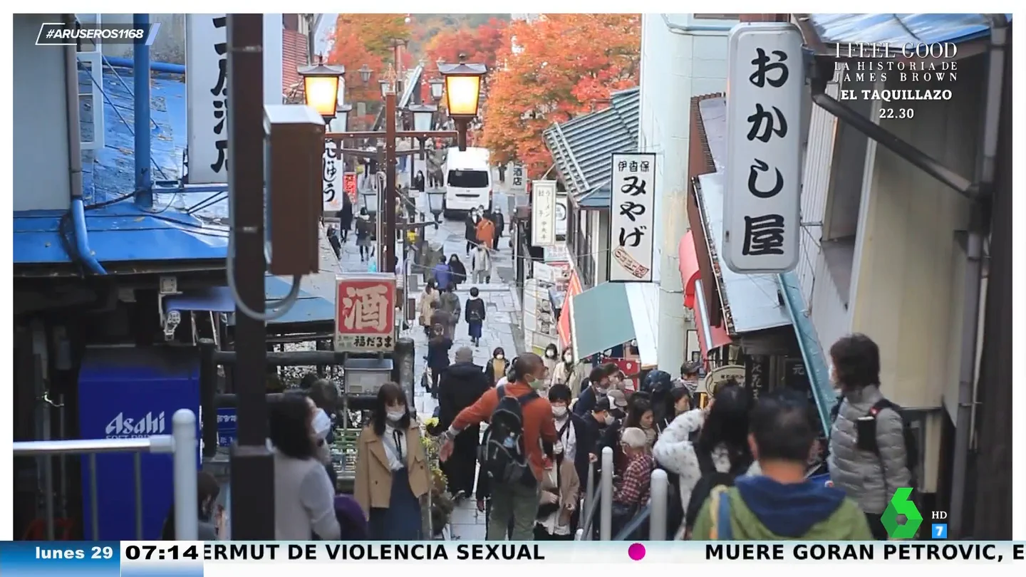 Japón 'contrata' parejas jóvenes por 2.215 euros al mes para que vivan allí: "Lo que tienen que hacer es... nada" Japón 'contrata' parejas jóvenes por 2.215 euros al mes para que vivan allí: "Lo que tienen que hacer es... nada"