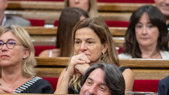 La diputada de Junts Cristina Casol durante una sesión plenaria en el Parlament. La diputada de Junts Cristina Casol durante una sesión plenaria en el Parlament.