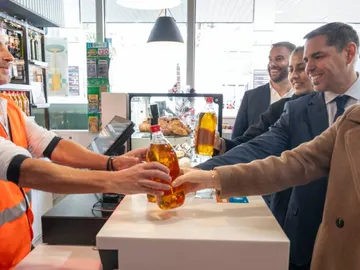 Descuentos de hasta 30 céntimos si llevas aceite de cocina usado a una gasolinera Repsol Descuentos de hasta 30 céntimos si llevas aceite de cocina usado a una gasolinera Repsol
