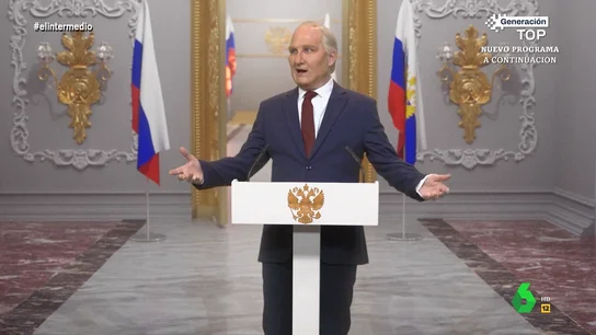 Joaquín Reyes imita a Putin: "Líder y fundador de la Rusia unida... a Ucrania y a lo que me salga de mis huevos" Joaquín Reyes imita a Putin: "Líder y fundador de la Rusia unida... a Ucrania y a lo que me salga de mis huevos"