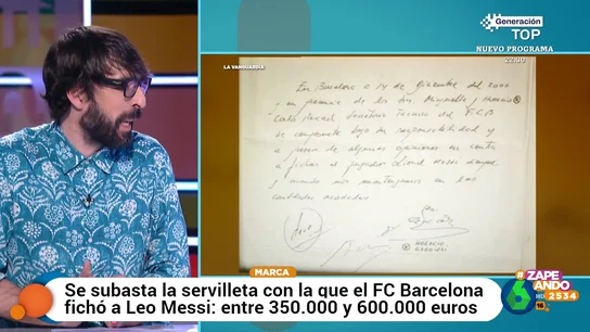 El dardo de Quique Peinado tras la subasta de la servilleta de Messi: "Vale más que algún jugador de la primera plantilla" El dardo de Quique Peinado tras la subasta de la servilleta de Messi: "Vale más que algún jugador de la primera plantilla"
