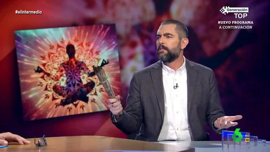 Así define Dani Mateo el ritual de brujería en el Ayuntamiento de Huelva: "Un preocupante desvío de fondos públicos de dos euros y medio" Así define Dani Mateo el ritual de brujería en el Ayuntamiento de Huelva: "Un preocupante desvío de fondos públicos de dos euros y medio"