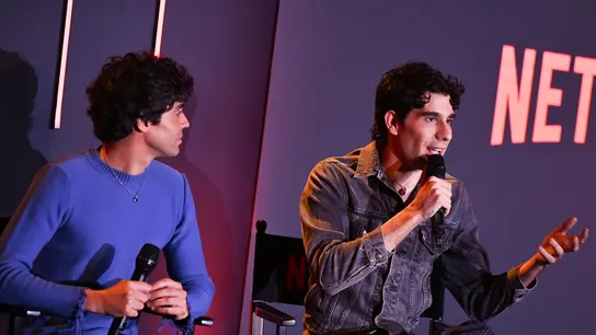 Javier Ambrossi y Javier Calvo presentan sus nuevas producciones para Netflix, la serie 'Superestar' y el remake de 'Mi querida señorita'. Javier Ambrossi y Javier Calvo presentan sus nuevas producciones para Netflix, la serie 'Superestar' y el remake de 'Mi querida señorita'.