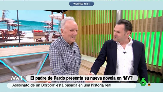 La confesión de Iñaki López al saludar al padre de Cristina Pardo: "Eres como mi suegro televisivo" La confesión de Iñaki López al saludar al padre de Cristina Pardo: "Eres como mi suegro televisivo"