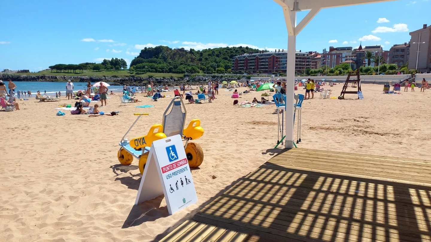 Zona accesible en una playa española. Zona accesible en una playa española.