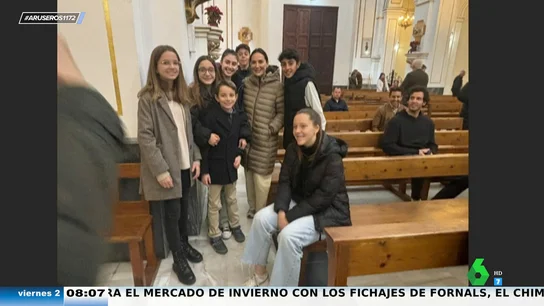 El "castigo" de Tamara Falcó a Íñigo Onieva tras su discusión sorprende a Alfonso Arús: "Eso son tres Padre Nuestro" El "castigo" de Tamara Falcó a Íñigo Onieva tras su discusión sorprende a Alfonso Arús: "Eso son tres Padre Nuestro"