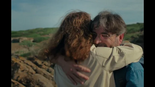 "Quería que nos diéramos un morreo": la 'propuesta' de Jordi Évole a Ana Belén que hace que estalle en carcajadas "Quería que nos diéramos un morreo": la 'propuesta' de Jordi Évole a Ana Belén que hace que estalle en carcajadas