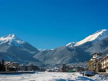 Bansko: a Bulgaria también se va a esquiar Bansko: a Bulgaria también se va a esquiar