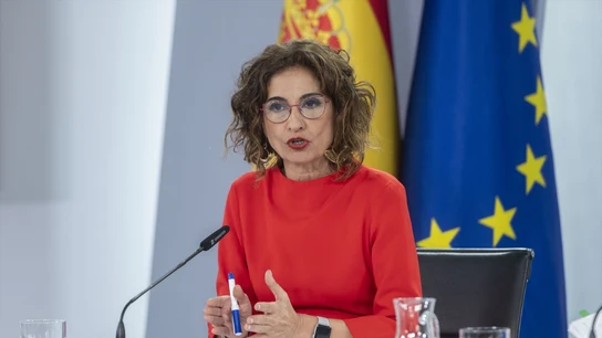 La vicepresidenta primera y ministra de Hacienda, María Jesús Montero, durante una rueda de prensa posterior al Consejo de Ministros. La vicepresidenta primera y ministra de Hacienda, María Jesús Montero, durante una rueda de prensa posterior al Consejo de Ministros.