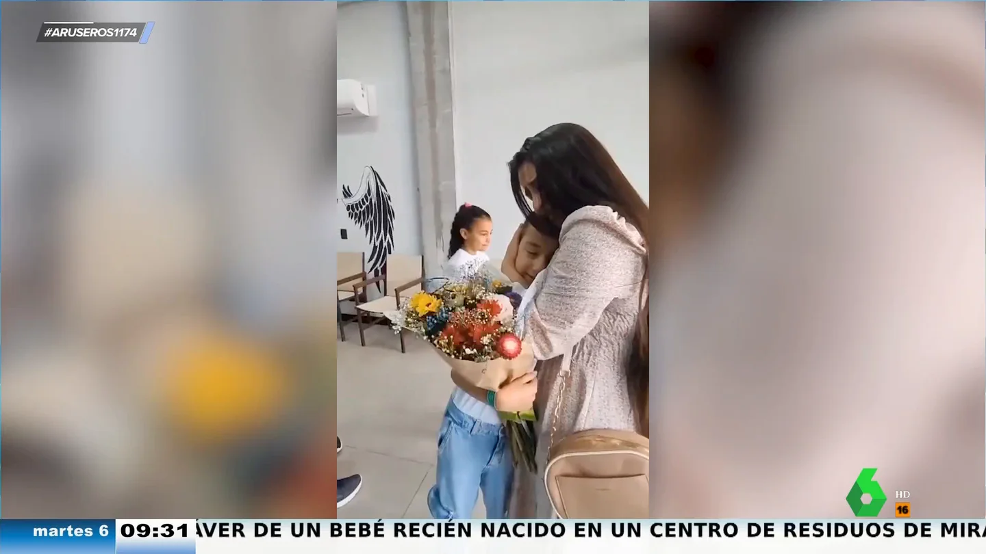 La reacción de una pareja al conocer a la niña que recibió el corazón trasplantado de su hijo fallecido La reacción de una pareja al conocer a la niña que recibió el corazón trasplantado de su hijo fallecido
