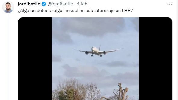 El tuit con el v&iacute;deo viral del avi&oacute;n aterrizando