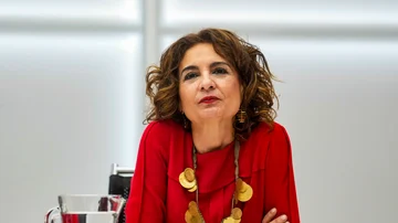  La vicepresidenta primera del Gobierno, ministra de Hacienda y vicesecretaria general del PSOE, María Jesús Montero