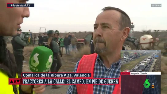 El enfado de un agricultor en las protestas en Valencia: "Espero que esta chispa prenda una llama" El enfado de un agricultor en las protestas en Valencia: "Espero que esta chispa prenda una llama"