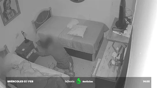 Detienen a un hombre por robar más de 20.000 euros en la casa de un anciano con discapacidad auditiva Detienen a un hombre por robar más de 20.000 euros en la casa de un anciano con discapacidad auditiva