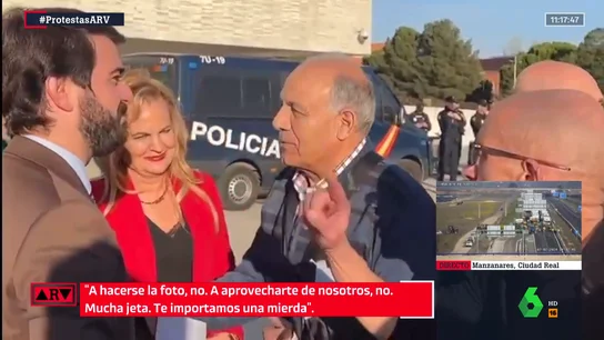 Abucheos de los agricultores a García-Gallardo (Vox) Abucheos de los agricultores a García-Gallardo (Vox)